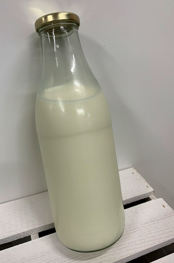 Rohmilch vom Auenhof – 24 Stunden verfügbar